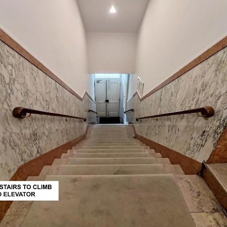 Big Apartment A Stone'S Throw From The Duomo Florence Extérieur photo