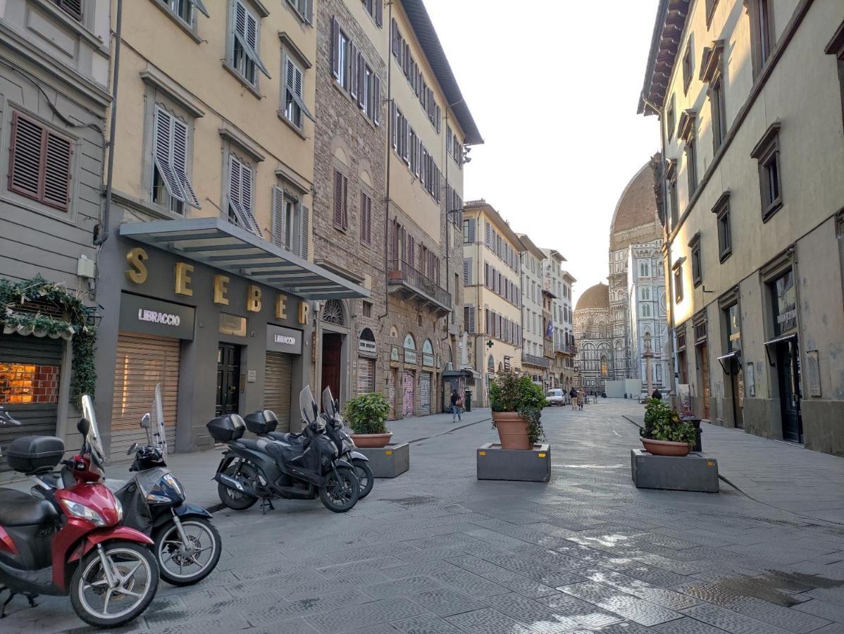 Big Apartment A Stone'S Throw From The Duomo Florence Extérieur photo