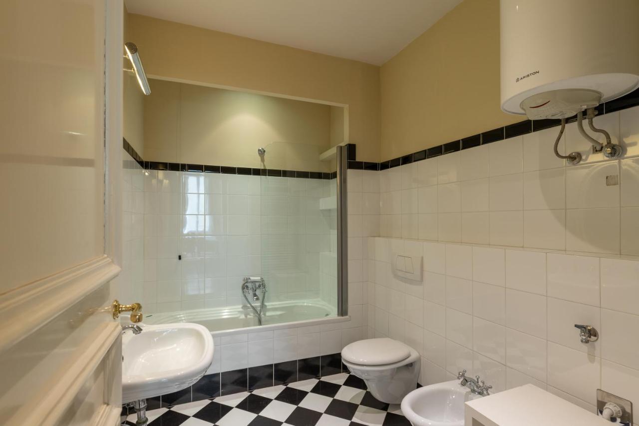 Big Apartment A Stone'S Throw From The Duomo Florence Extérieur photo