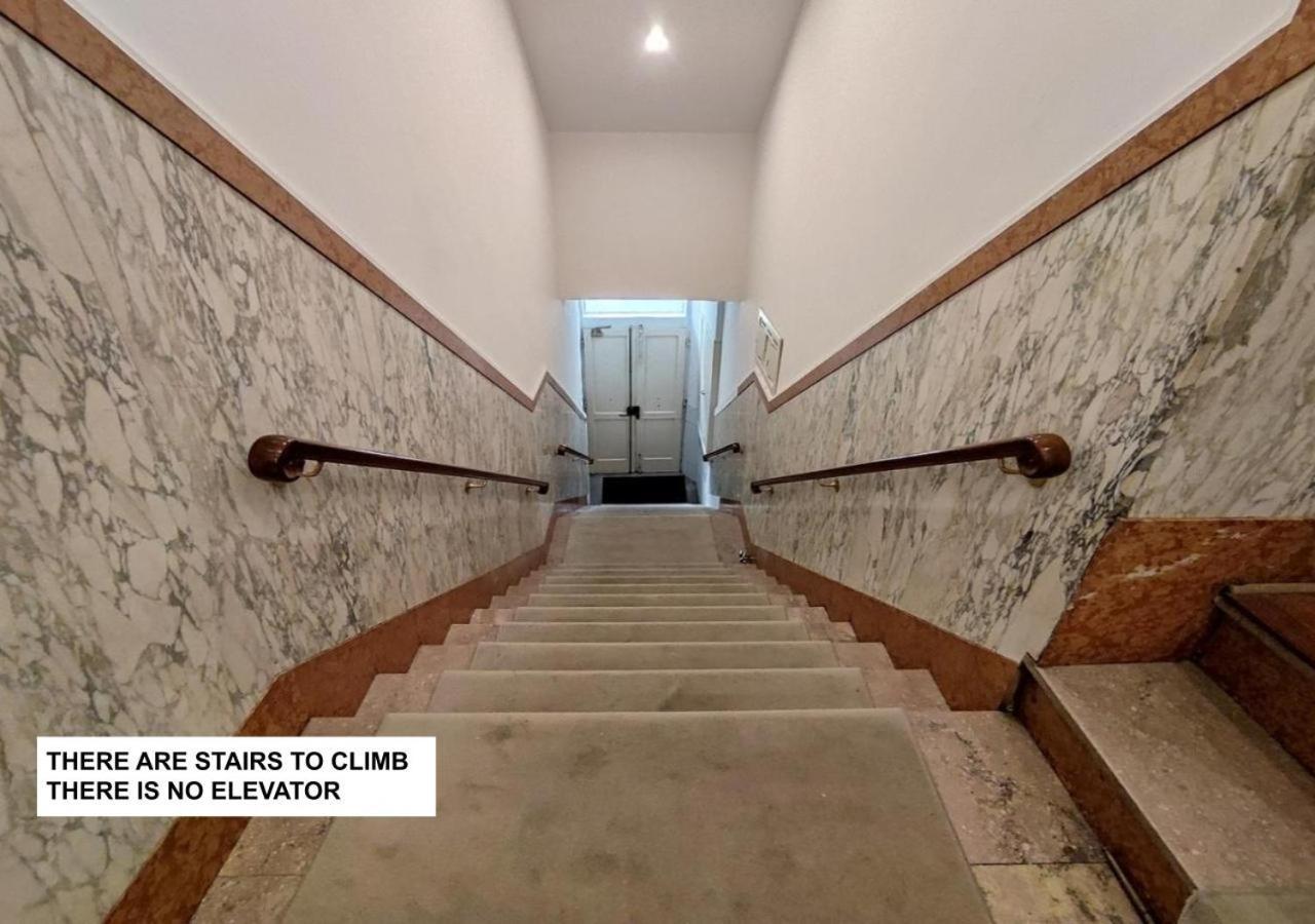 Big Apartment A Stone'S Throw From The Duomo Florence Extérieur photo